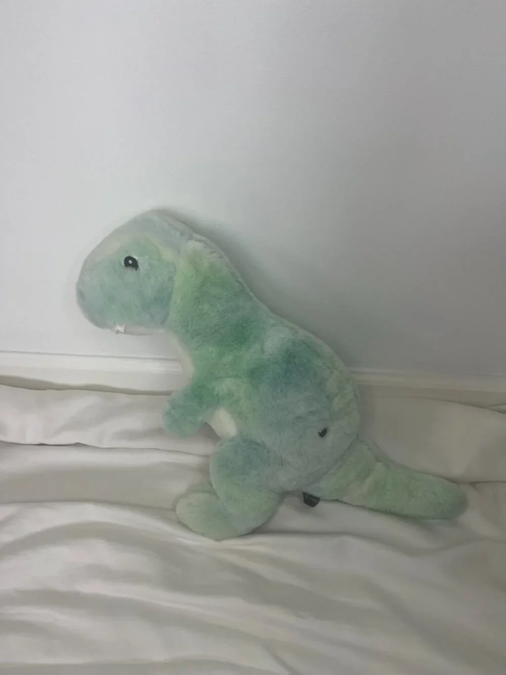 FAO Schwarz Glow Bright 12